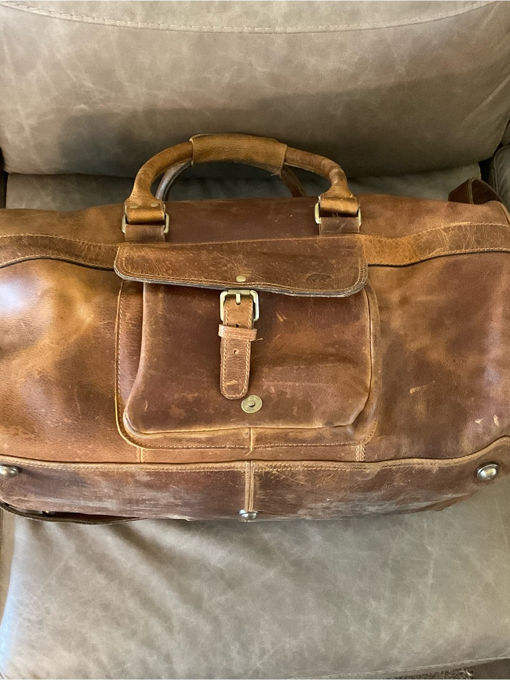Kodiak Leather Large Weekender Duffle Bag - Picture 3 of 13